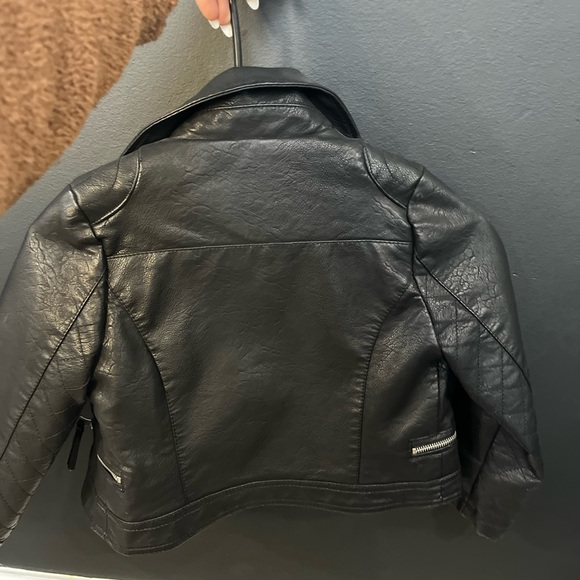 Little Girls Side Zip Fux Leather Jacket - Picture 3 of 4